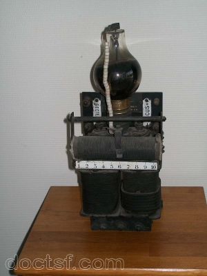 Alsthom - Chargeur de batteries type 2106-31 — Illustration 1