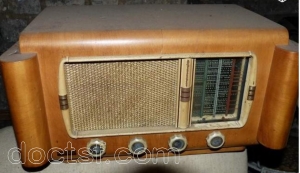 Champion Radio (F) - Modèle à identifier (39272) — Illustration 1