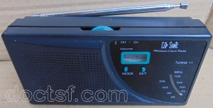 Clip Sonic - FM Alarm Clock Radio — Illustration 1