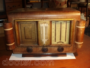 Ecson Radio - Modèle à identifier (23846) — Illustration 1