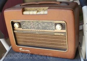 Emerson Radio Corporation - Modèle à identifier (88032) — Illustration 1