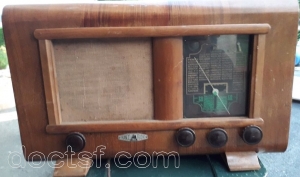 Francq Radio - Modèle à identifier (72850) — Illustration 1