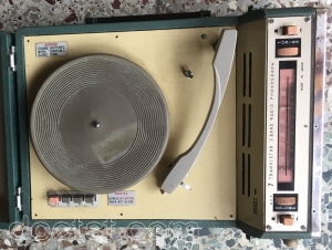 Fujiya - Radio-Phono 2 gammes — Illustration 1