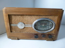 Parmi les derniers mod&egrave;les r&eacute;f&eacute;renc&eacute;s : Téléfono-Radio - 