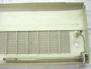 Clarville - R 116 — connexion par vis de l'antenne FM