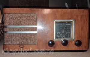 Hall Radio - Modèle à identifier (92077) — Illustration 5