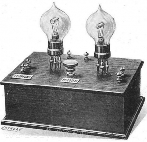 La Radio-Industrie - Ampli BF 2 lampes — Illustration 1