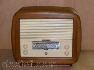 Paramount Radio Paris - Modèle à identifier (71522) — Illustration 1