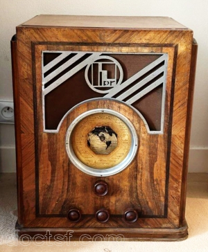 Paramount Radio Paris - Modèle à identifier (75982) — Illustration 4