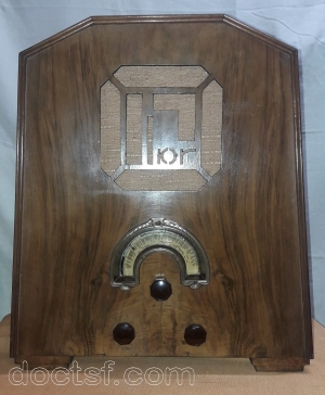 Paramount Radio Paris - Modèle à identifier (79288) — Illustration 1