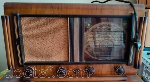 Radio-Lux (logo globe) - Modèle à identifier (80674) — Illustration 1