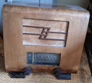 Radio-Peugeot - Modèle à identifier (64261) — Illustration 1