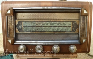 Radio V.P. - Modèle à identifier (69581) — Illustration 1