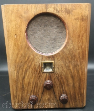 Radiolor - Modèle à identifier (65889) — Illustration 1