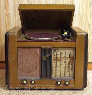 Sarapoul Orjonikidze Radio Works - Ural 53 — Illustration 1