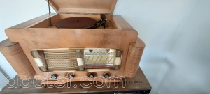 Sylviane Radio - Modèle à identifier (80055) — Illustration 1
