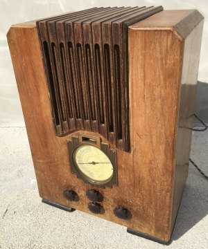 Telerecord Radio - Modèle à identifier (66980) — Illustration 1